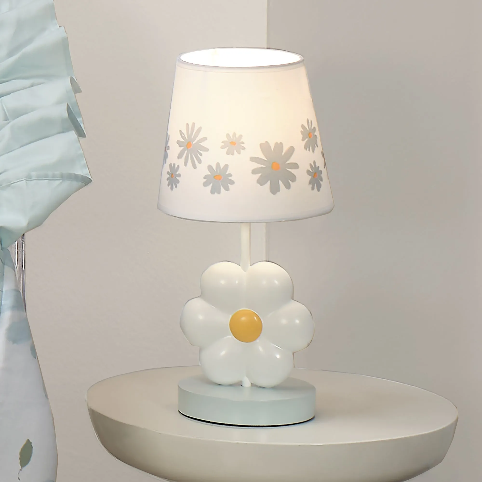 Lambs & Ivy Sweet Daisy Lamp with Shade & Bulb